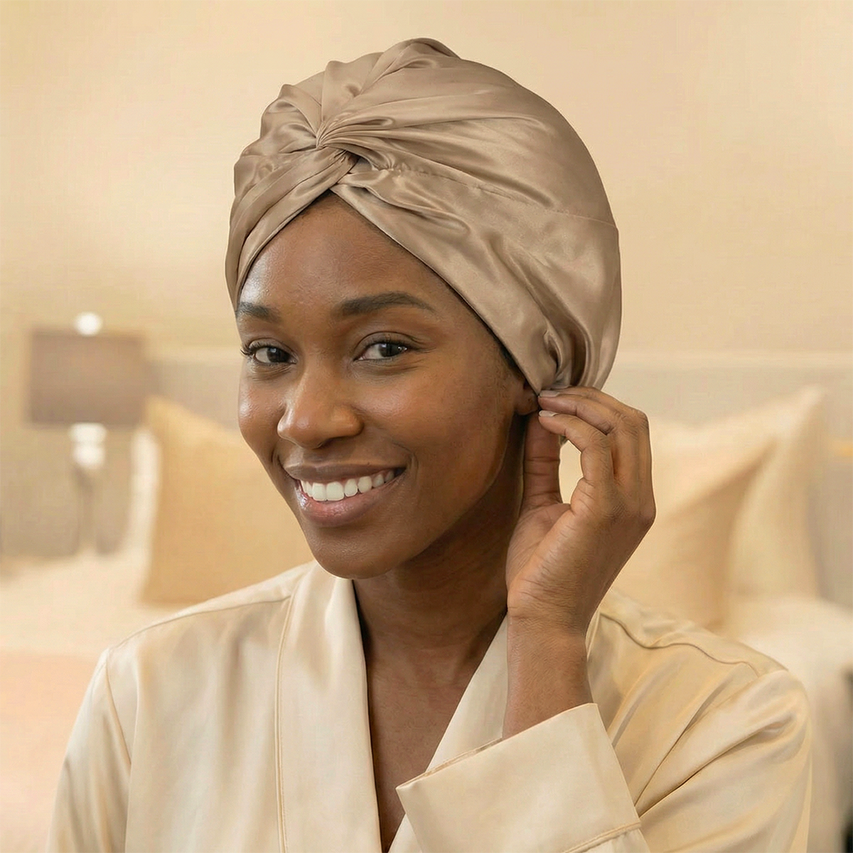Bonnet en Soie de Mûrier - Taupe | LYS — vue 4